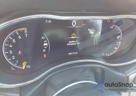 2014 Jeep Grand Cherokee Laredo z USA, uszkodzony, nr VIN 1C4RJEAG2EC270866